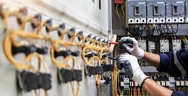 Professional Electrician technician working in Beavercreek, OH